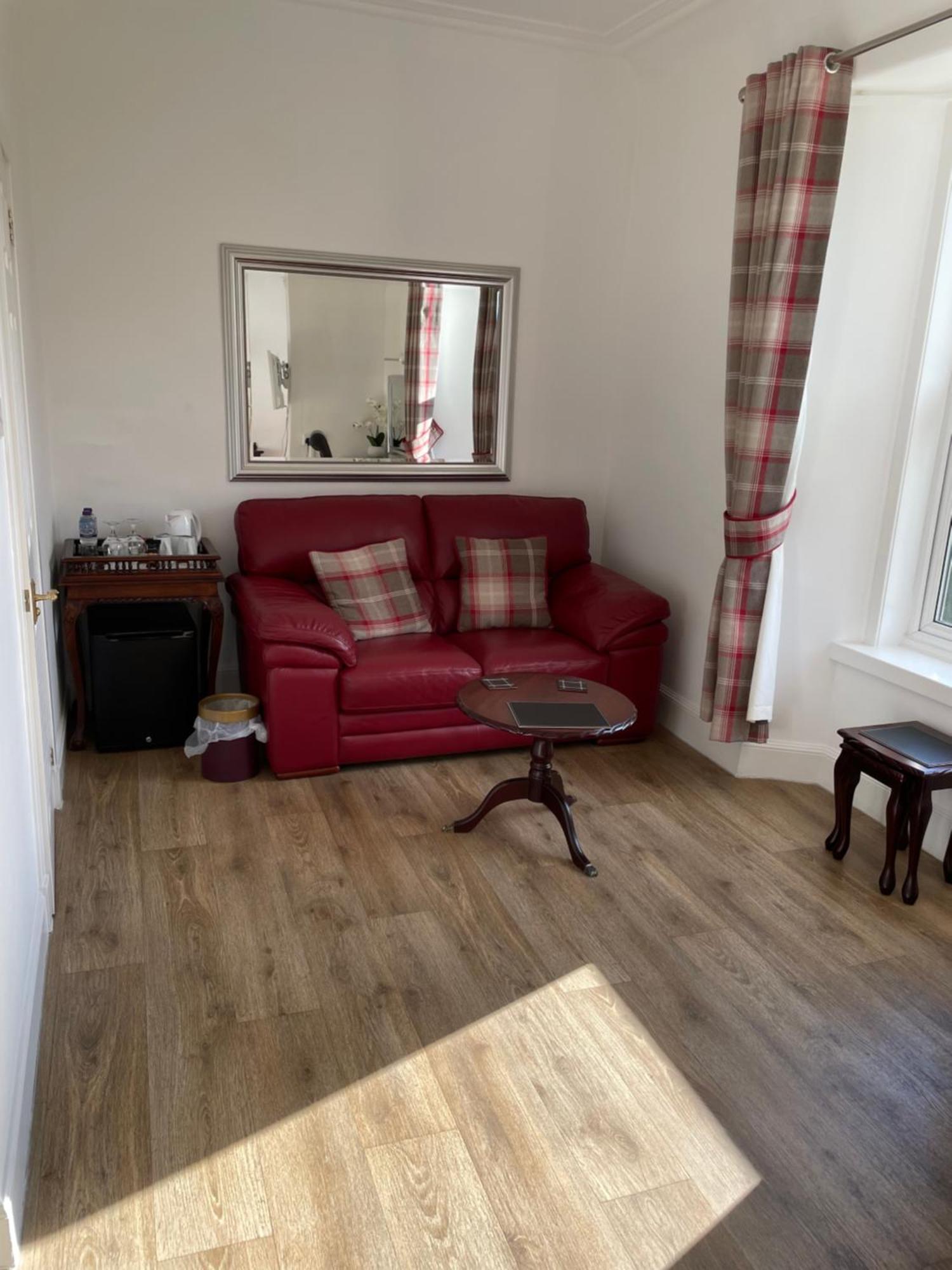 The Claymore Guest House Pitlochry Eksteriør bilde