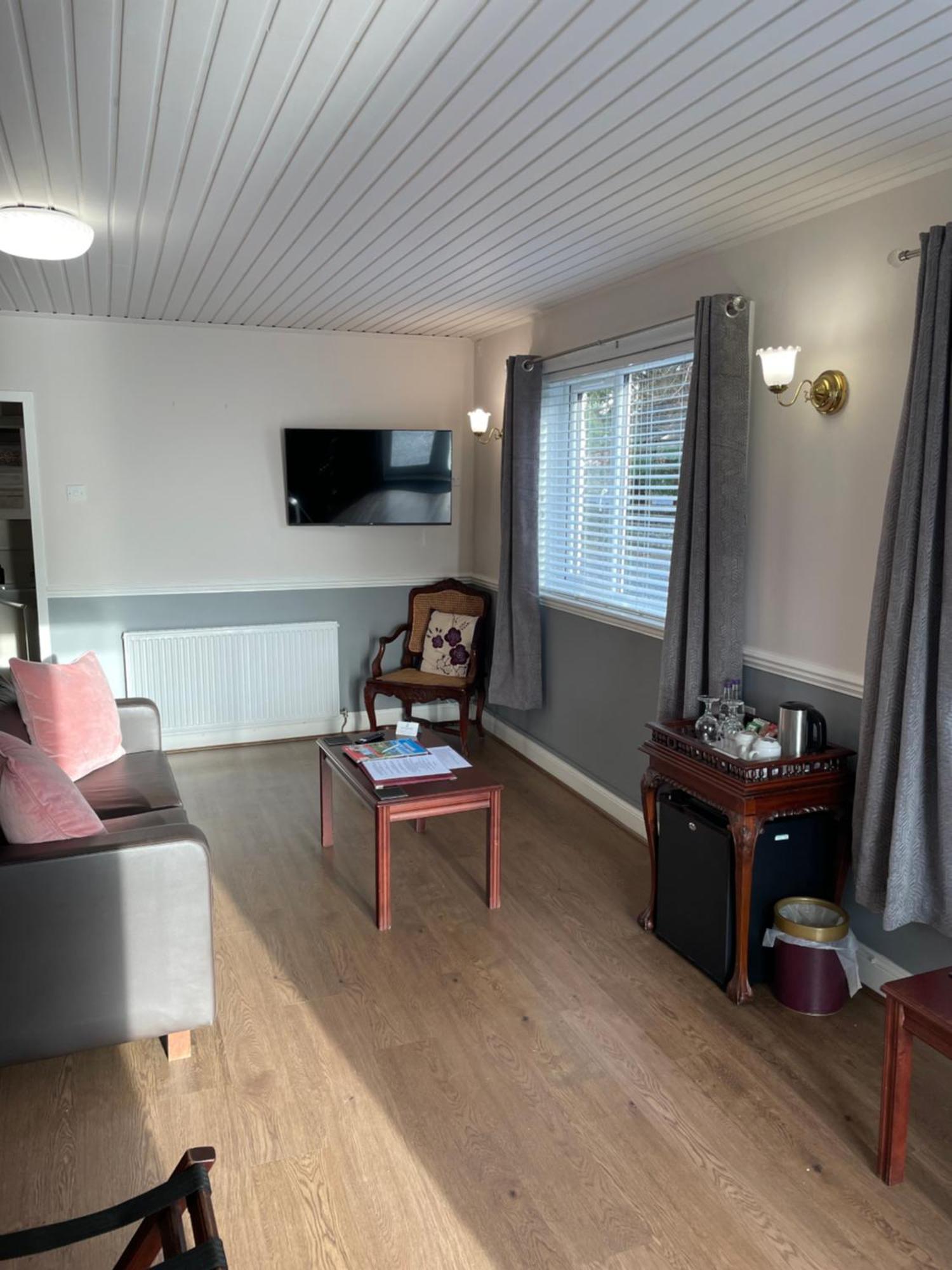The Claymore Guest House Pitlochry Eksteriør bilde