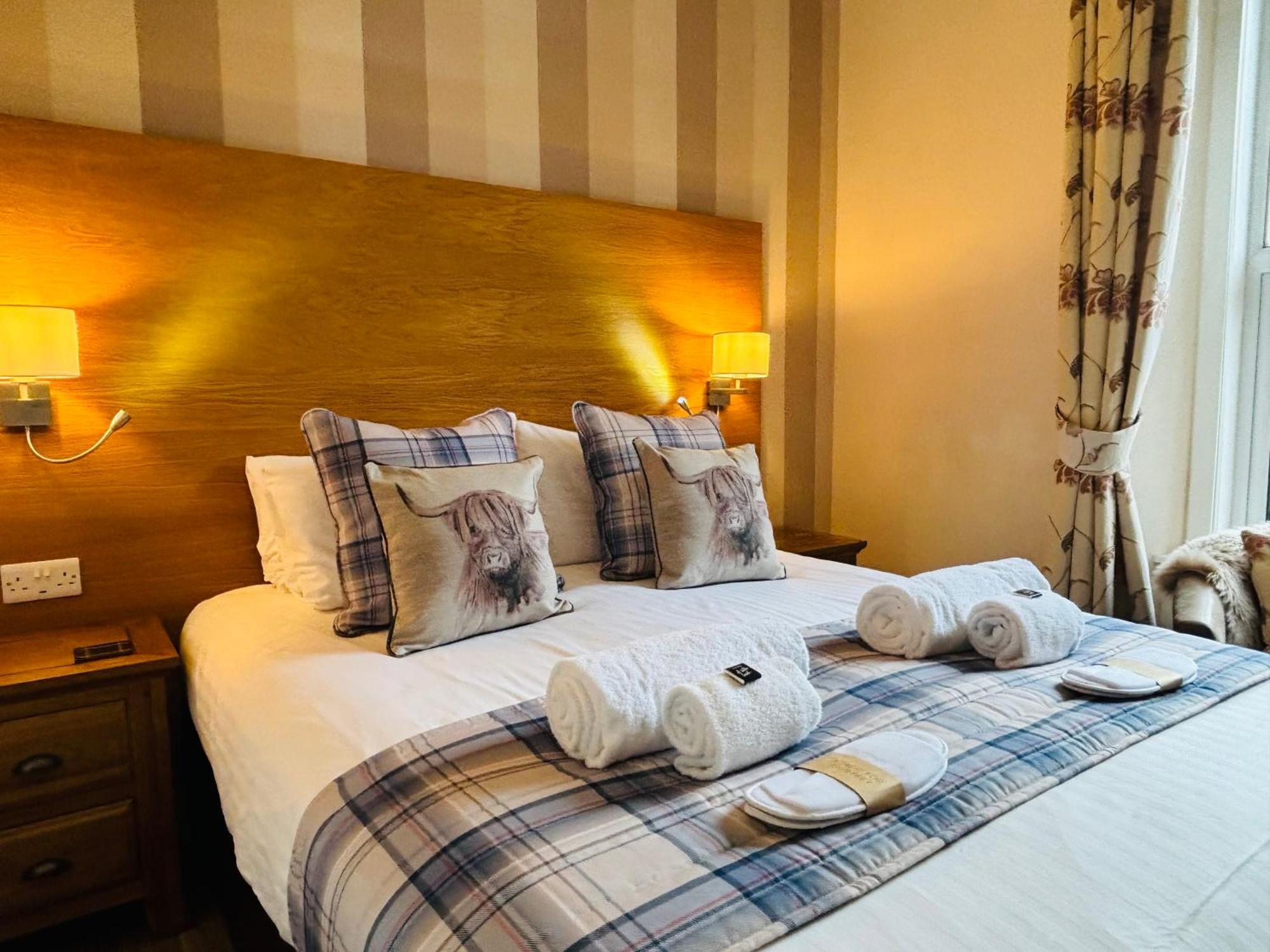 The Claymore Guest House Pitlochry Eksteriør bilde