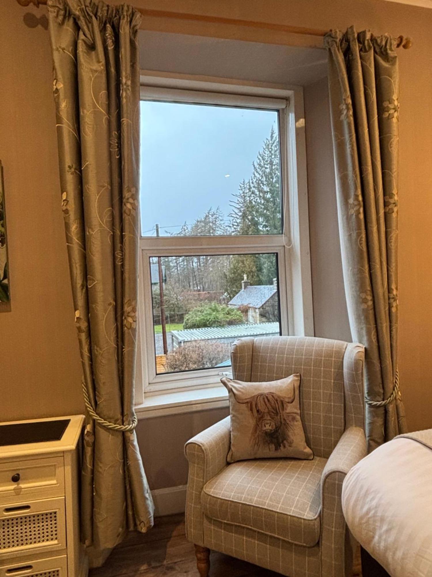 The Claymore Guest House Pitlochry Eksteriør bilde